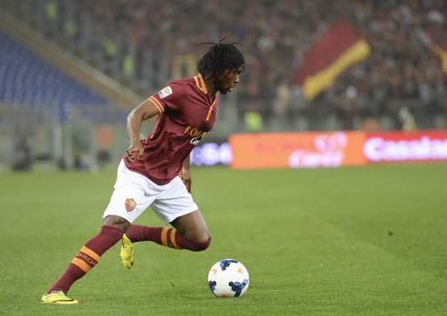Gervinho cavalca sulla fascia. Ansa